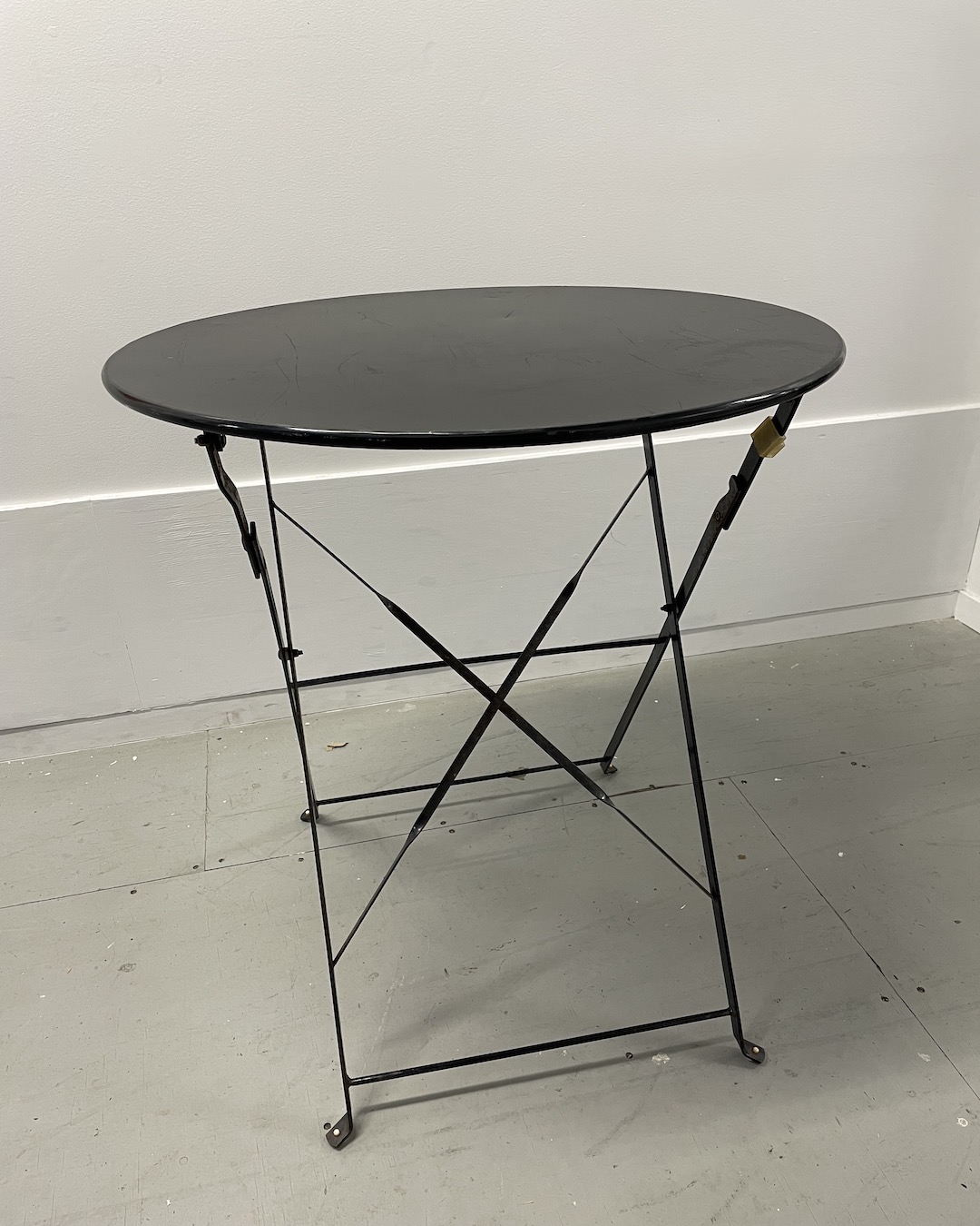 Outdoor metal fold up table