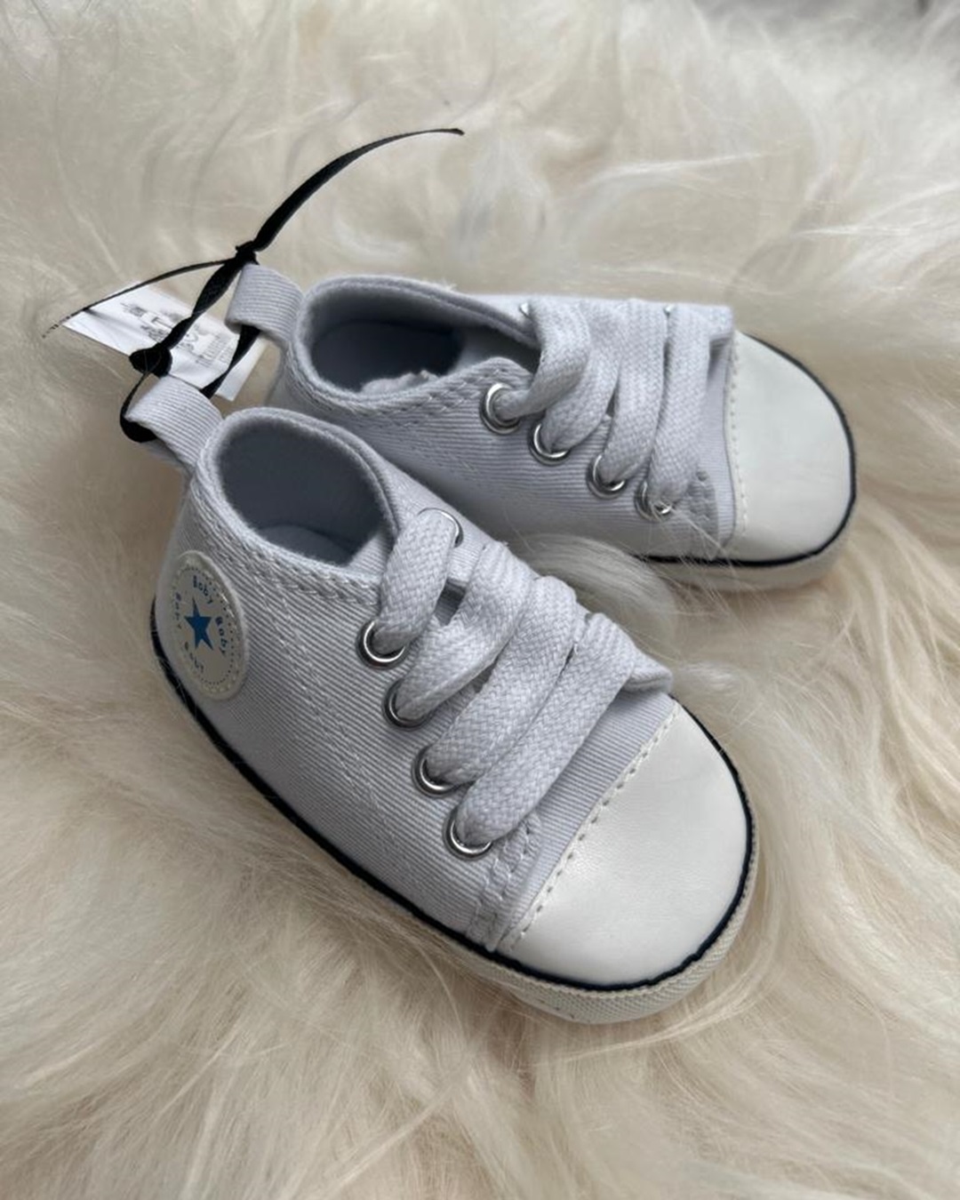 Baby canvas shoes sand with white laces