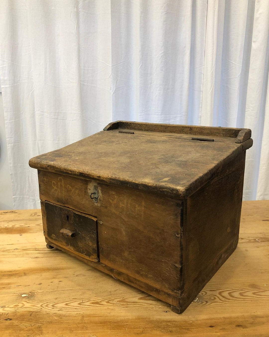 Indian cash box