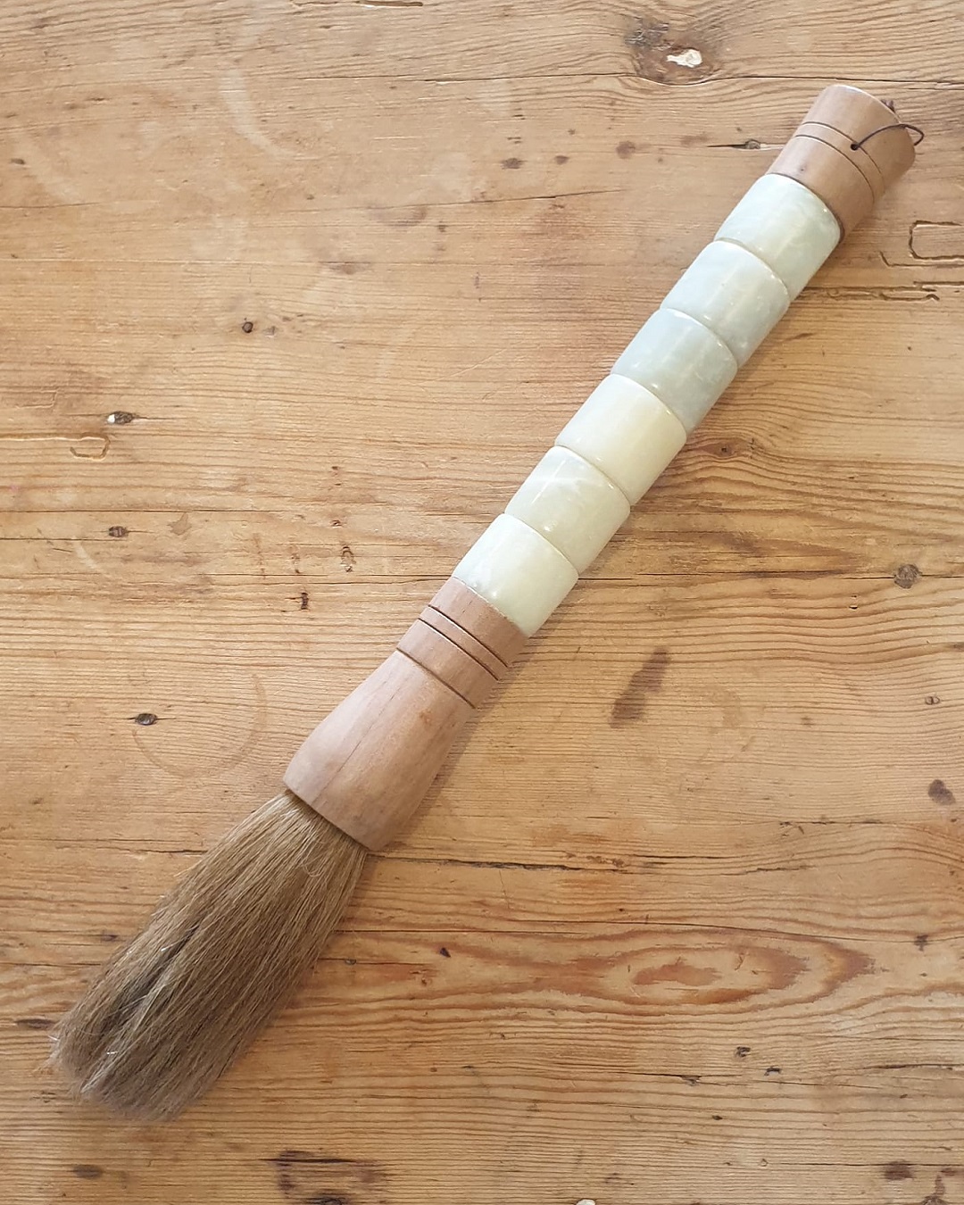 Jade brush