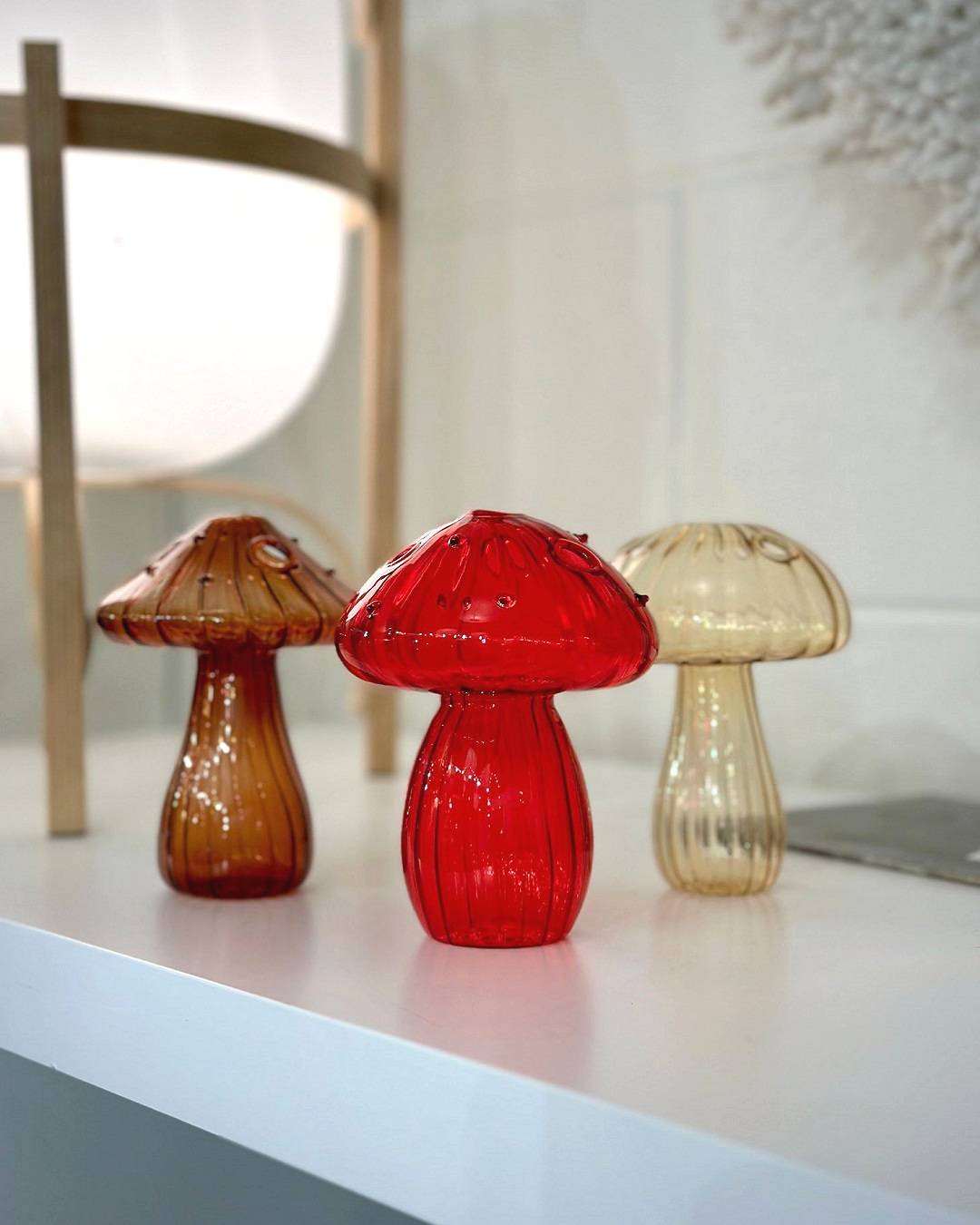 Mushroom vases in brown amber and red