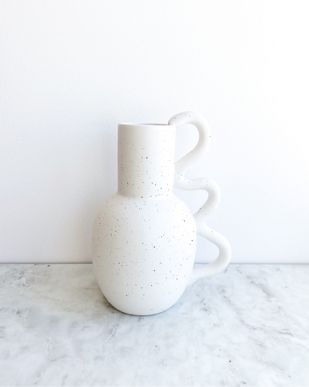 Nordic wave vase