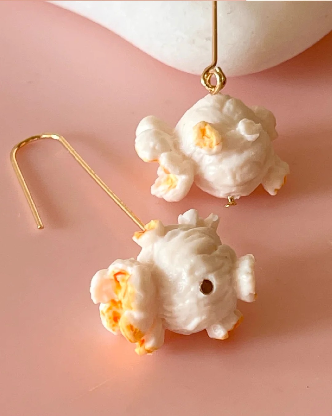 Popcorn drop gold earrings