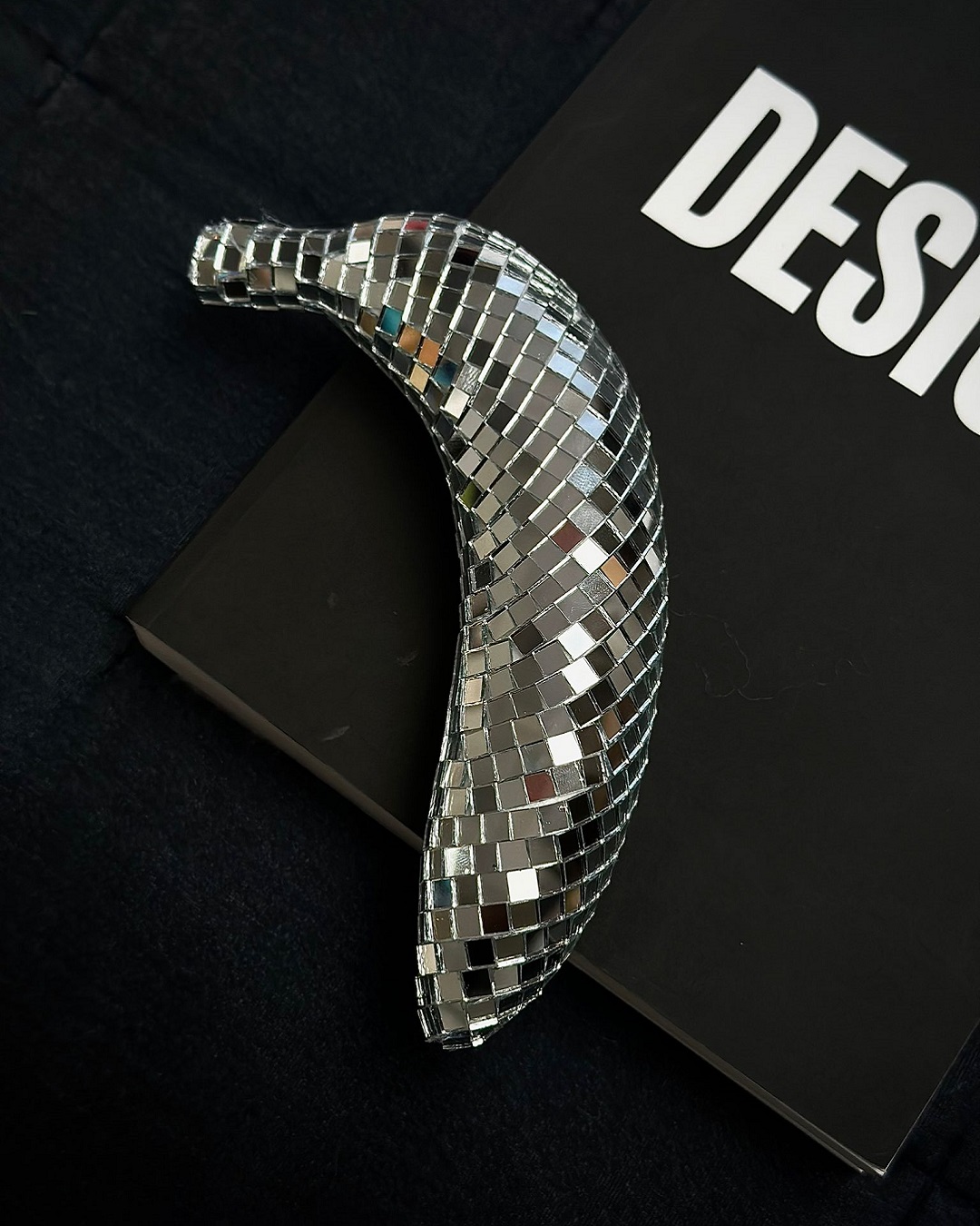 Silver mirror banana