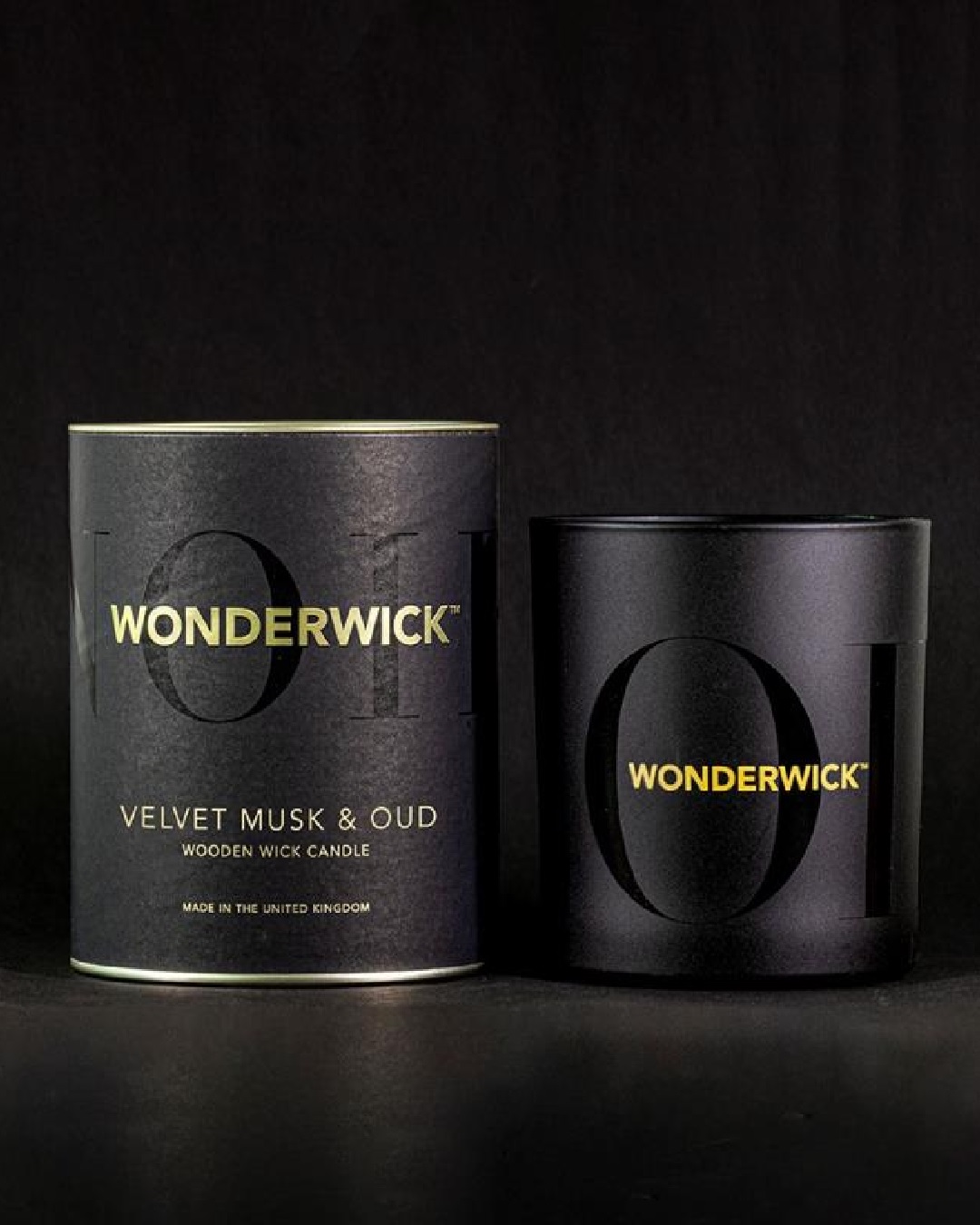Velvet musk and oud wonderwick candle
