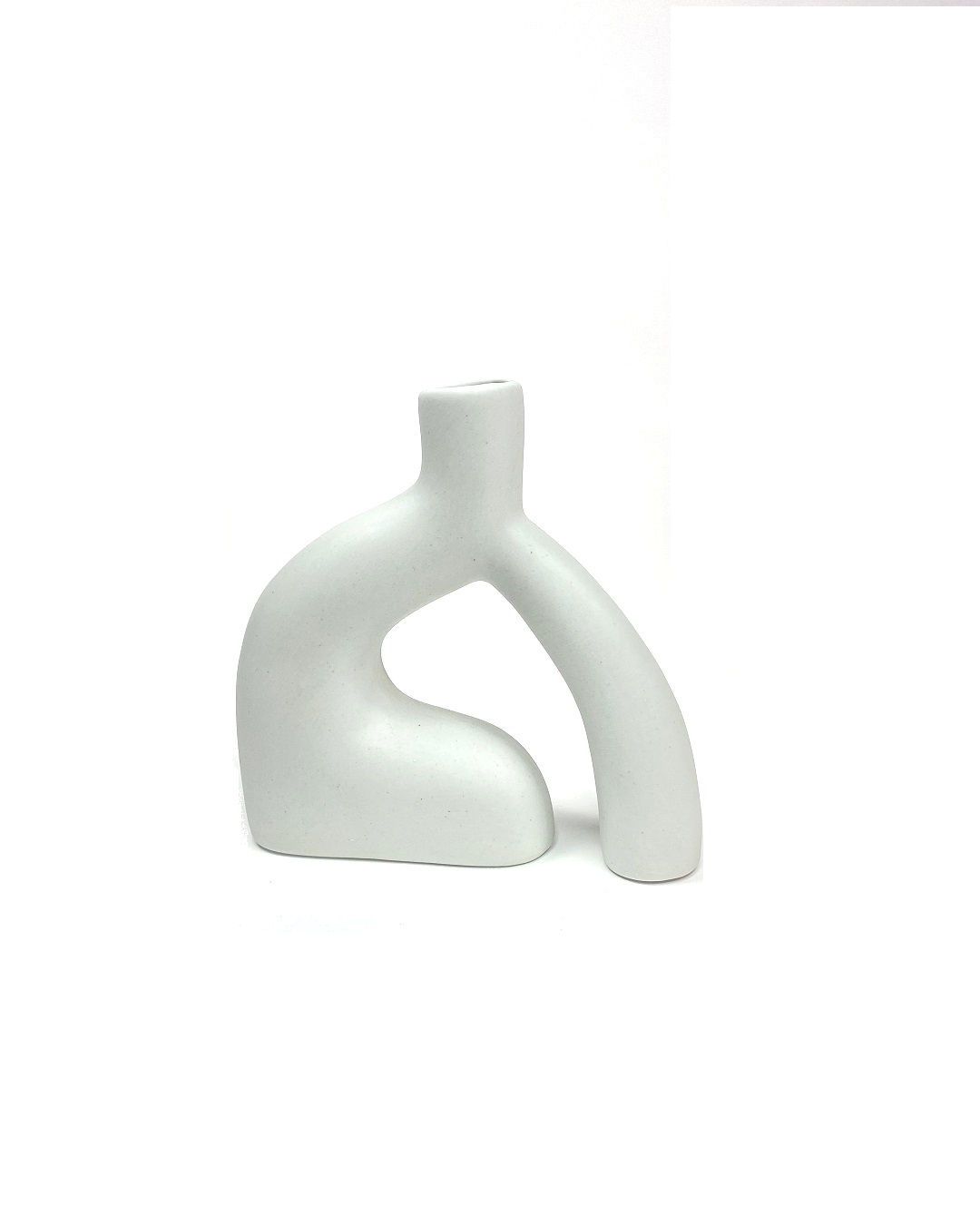 Ceramic vase wide loop