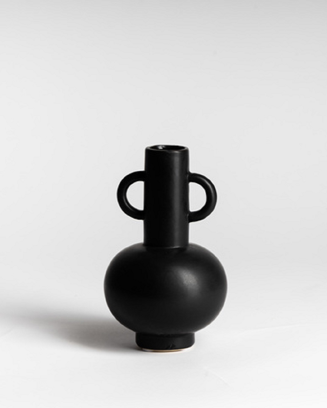 Black Louis vase