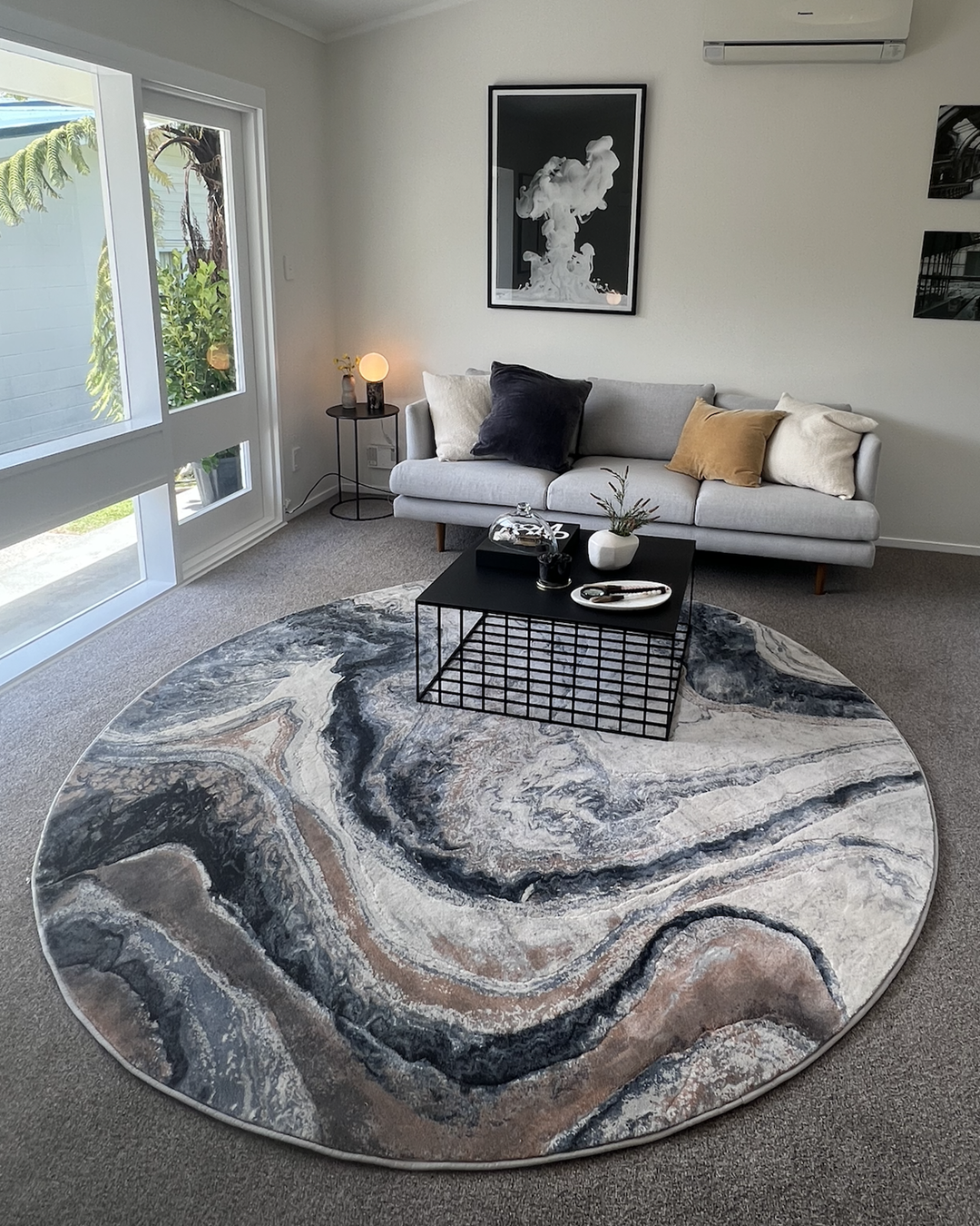 Round Rug with Natural Tones